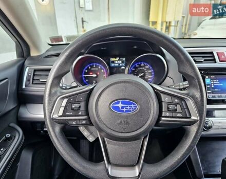 Серый Субару Аутбек, объемом двигателя 2.5 л и пробегом 125 тыс. км за 16800 $, фото 21 на Automoto.ua