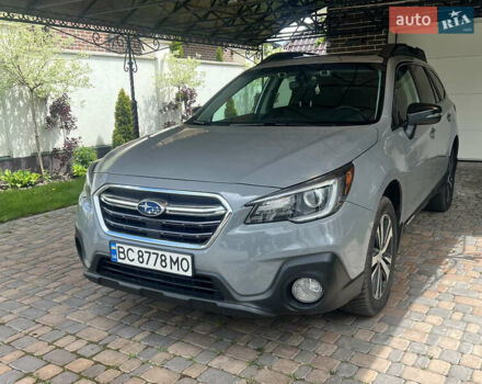 Сірий Субару Аутбек, об'ємом двигуна 3.63 л та пробігом 65 тис. км за 22500 $, фото 2 на Automoto.ua