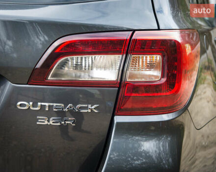 Серый Субару Аутбек, объемом двигателя 3.6 л и пробегом 147 тыс. км за 17850 $, фото 6 на Automoto.ua