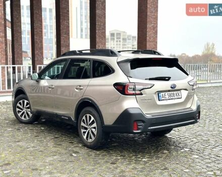 Серый Субару Аутбек, объемом двигателя 2.5 л и пробегом 180 тыс. км за 17900 $, фото 10 на Automoto.ua