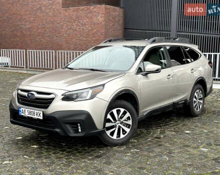 Серый Субару Аутбек, объемом двигателя 2.5 л и пробегом 180 тыс. км за 17900 $, фото 5 на Automoto.ua