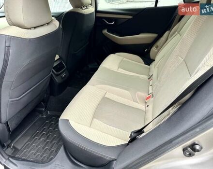 Серый Субару Аутбек, объемом двигателя 2.5 л и пробегом 180 тыс. км за 17900 $, фото 22 на Automoto.ua