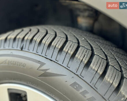 Серый Субару Аутбек, объемом двигателя 2.5 л и пробегом 31 тыс. км за 19900 $, фото 2 на Automoto.ua