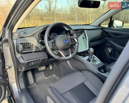 Серый Субару Аутбек, объемом двигателя 2.5 л и пробегом 31 тыс. км за 19900 $, фото 18 на Automoto.ua