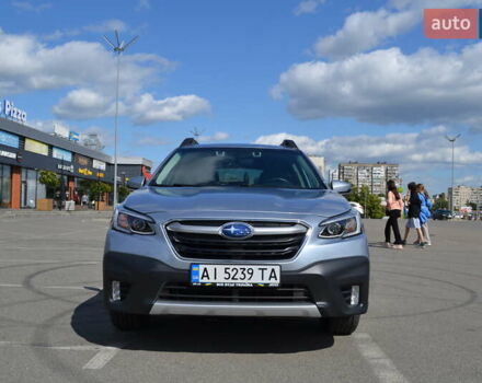 Сірий Субару Аутбек, об'ємом двигуна 2.5 л та пробігом 64 тис. км за 27900 $, фото 1 на Automoto.ua