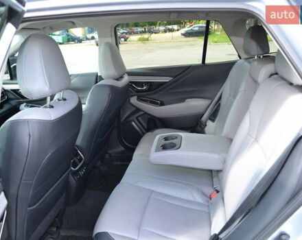 Сірий Субару Аутбек, об'ємом двигуна 2.5 л та пробігом 64 тис. км за 27900 $, фото 41 на Automoto.ua