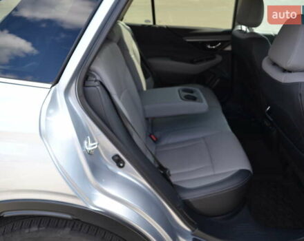 Сірий Субару Аутбек, об'ємом двигуна 2.5 л та пробігом 64 тис. км за 27900 $, фото 19 на Automoto.ua