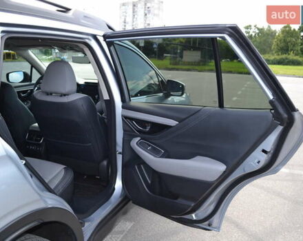 Сірий Субару Аутбек, об'ємом двигуна 2.5 л та пробігом 64 тис. км за 27900 $, фото 20 на Automoto.ua