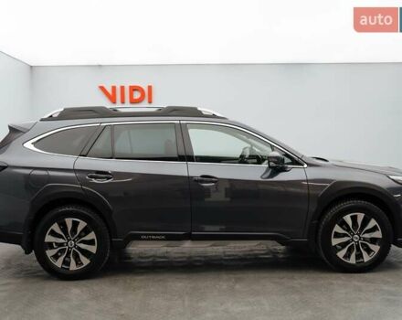 Сірий Субару Аутбек, об'ємом двигуна 2.39 л та пробігом 51 тис. км за 46742 $, фото 2 на Automoto.ua