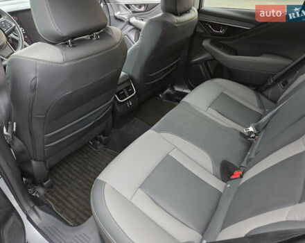 Сірий Субару Аутбек, об'ємом двигуна 2.5 л та пробігом 13 тис. км за 25800 $, фото 12 на Automoto.ua