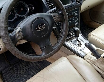 Серый Субару Аутбек, объемом двигателя 3 л и пробегом 270 тыс. км за 5500 $, фото 3 на Automoto.ua