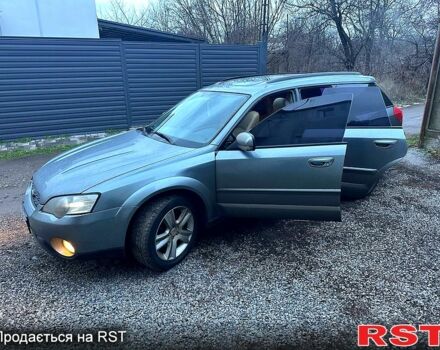 Серый Субару Аутбек, объемом двигателя 3 л и пробегом 303 тыс. км за 6300 $, фото 1 на Automoto.ua