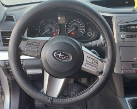 Субару Аутбек 2010 в Каменце-Подольском на Automoto.ua Серый Субару Аутбек, объемом двигателя 2 л и пробегом 220 тыс. км за 8500 $, фото 4 на Automoto.ua