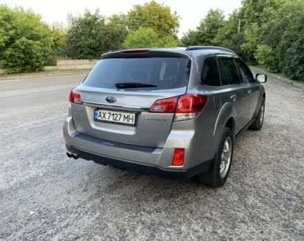 Серый Субару Аутбек, объемом двигателя 2.5 л и пробегом 170 тыс. км за 10500 $, фото 1 на Automoto.ua