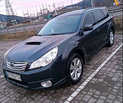 Сірий Субару Аутбек, об'ємом двигуна 2 л та пробігом 288 тис. км за 10000 $, фото 1 на Automoto.ua