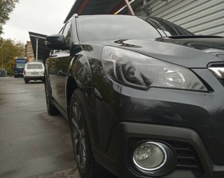 Сірий Субару Аутбек, об'ємом двигуна 2 л та пробігом 232 тис. км за 11000 $, фото 7 на Automoto.ua