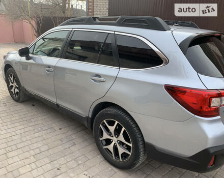 Субару Аутбек 2015 в Херсоне на Automoto.ua Серый Субару Аутбек, объемом двигателя 2.5 л и пробегом 225 тыс. км за 12900 $, фото 8 на Automoto.ua