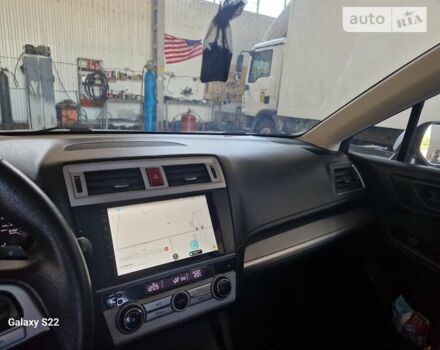 Субару Аутбек 2015 в Херсоне на Automoto.ua Серый Субару Аутбек, объемом двигателя 2.5 л и пробегом 225 тыс. км за 12900 $, фото 2 на Automoto.ua