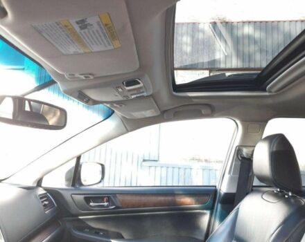 Серый Субару Аутбек, объемом двигателя 2.5 л и пробегом 107 тыс. км за 11500 $, фото 6 на Automoto.ua