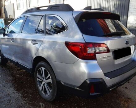Серый Субару Аутбек, объемом двигателя 2.5 л и пробегом 107 тыс. км за 11500 $, фото 2 на Automoto.ua