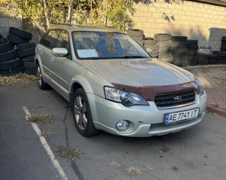 Сірий Субару Аутбек, об'ємом двигуна 3 л та пробігом 270 тис. км за 5500 $, фото 1 на Automoto.ua