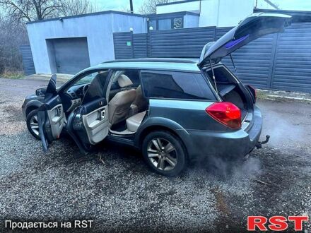 Сірий Субару Аутбек, об'ємом двигуна 3 л та пробігом 303 тис. км за 6300 $, фото 1 на Automoto.ua