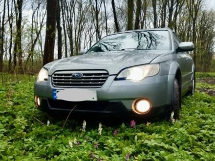 Сірий Субару Аутбек, об'ємом двигуна 2.5 л та пробігом 300 тис. км за 5200 $, фото 1 на Automoto.ua