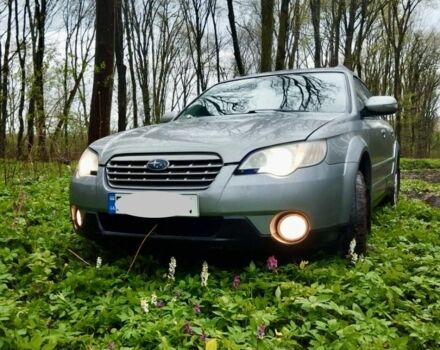 Серый Субару Аутбек, объемом двигателя 2.5 л и пробегом 300 тыс. км за 5200 $, фото 1 на Automoto.ua