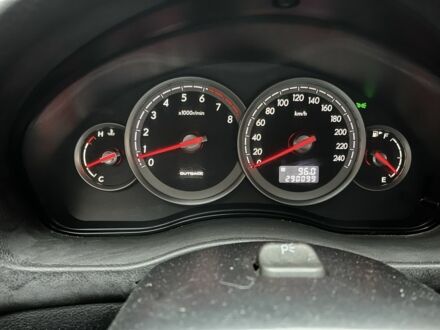 Серый Субару Аутбек, объемом двигателя 2.5 л и пробегом 290 тыс. км за 6000 $, фото 1 на Automoto.ua