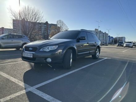 Сірий Субару Аутбек, об'ємом двигуна 3 л та пробігом 283 тис. км за 6400 $, фото 1 на Automoto.ua