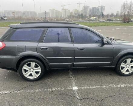 Серый Субару Аутбек, объемом двигателя 2.5 л и пробегом 350 тыс. км за 6500 $, фото 1 на Automoto.ua