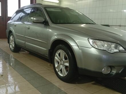 Серый Субару Аутбек, объемом двигателя 2.5 л и пробегом 180 тыс. км за 7442 $, фото 1 на Automoto.ua