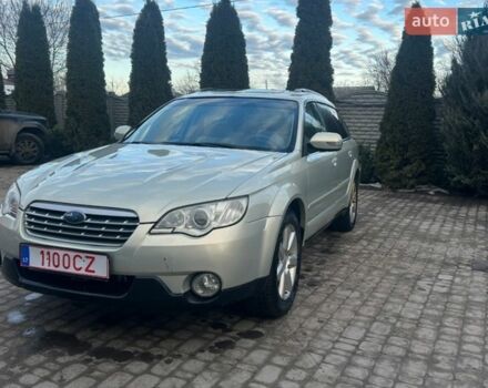 Сірий Субару Аутбек, об'ємом двигуна 2.5 л та пробігом 367 тис. км за 4100 $, фото 1 на Automoto.ua