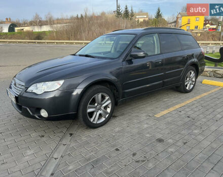 Сірий Субару Аутбек, об'ємом двигуна 2.5 л та пробігом 350 тис. км за 8200 $, фото 1 на Automoto.ua