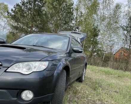 Серый Субару Аутбек, объемом двигателя 2 л и пробегом 347 тыс. км за 3700 $, фото 1 на Automoto.ua