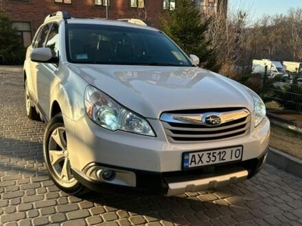 Сірий Субару Аутбек, об'ємом двигуна 2.46 л та пробігом 265 тис. км за 9700 $, фото 1 на Automoto.ua