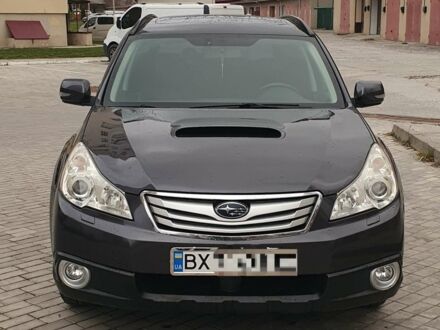 Сірий Субару Аутбек, об'ємом двигуна 2 л та пробігом 255 тис. км за 8700 $, фото 1 на Automoto.ua