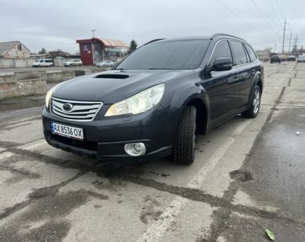 Сірий Субару Аутбек, об'ємом двигуна 2 л та пробігом 196 тис. км за 7900 $, фото 1 на Automoto.ua