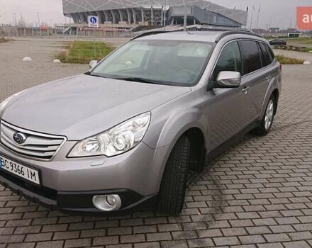 Серый Субару Аутбек, объемом двигателя 2.46 л и пробегом 250 тыс. км за 8100 $, фото 1 на Automoto.ua