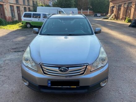 Серый Субару Аутбек, объемом двигателя 2.5 л и пробегом 198 тыс. км за 8500 $, фото 1 на Automoto.ua