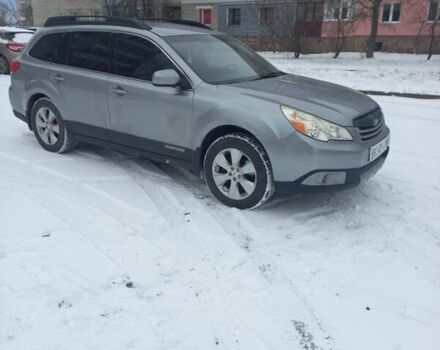 Серый Субару Аутбек, объемом двигателя 2.46 л и пробегом 270 тыс. км за 8600 $, фото 1 на Automoto.ua