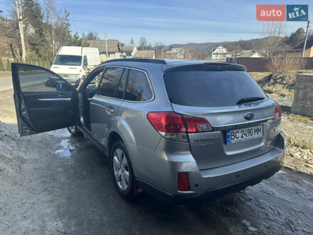 Субару Аутбек 2010 в Надворной на Automoto.ua Серый Субару Аутбек, объемом двигателя 2 л и пробегом 218 тыс. км за 6950 $, фото 1 на Automoto.ua
