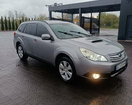 Субару Аутбек 2010 в Яремче на Automoto.ua Серый Субару Аутбек, объемом двигателя 2 л и пробегом 219 тыс. км за 7999 $, фото 1 на Automoto.ua