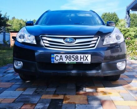 Сірий Субару Аутбек, об'ємом двигуна 2.5 л та пробігом 263 тис. км за 7900 $, фото 1 на Automoto.ua