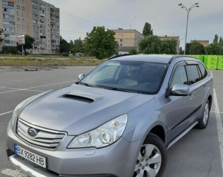 Сірий Субару Аутбек, об'ємом двигуна 2 л та пробігом 230 тис. км за 8600 $, фото 1 на Automoto.ua