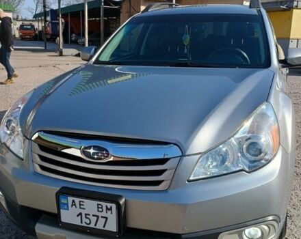 Серый Субару Аутбек, объемом двигателя 3.63 л и пробегом 201 тыс. км за 8600 $, фото 1 на Automoto.ua