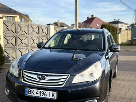 Серый Субару Аутбек, объемом двигателя 2.46 л и пробегом 206 тыс. км за 6700 $, фото 1 на Automoto.ua