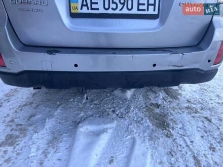 Сірий Субару Аутбек, об'ємом двигуна 2.46 л та пробігом 320 тис. км за 6500 $, фото 1 на Automoto.ua