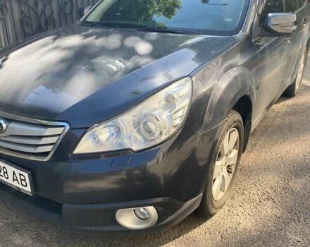 Сірий Субару Аутбек, об'ємом двигуна 2.5 л та пробігом 188 тис. км за 12500 $, фото 1 на Automoto.ua