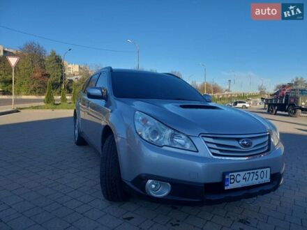 Сірий Субару Аутбек, об'ємом двигуна 2 л та пробігом 174 тис. км за 9000 $, фото 1 на Automoto.ua